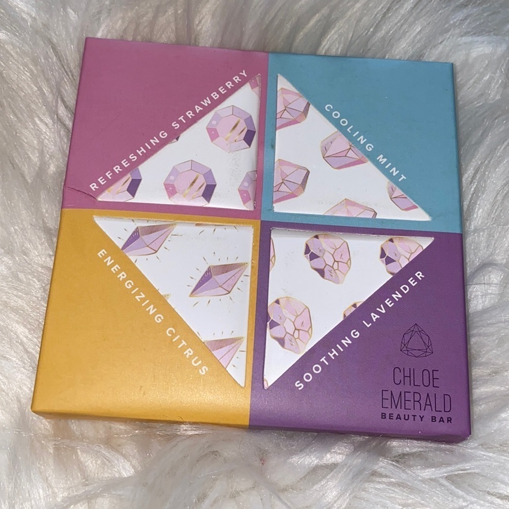 Chloe emerald beauty bar